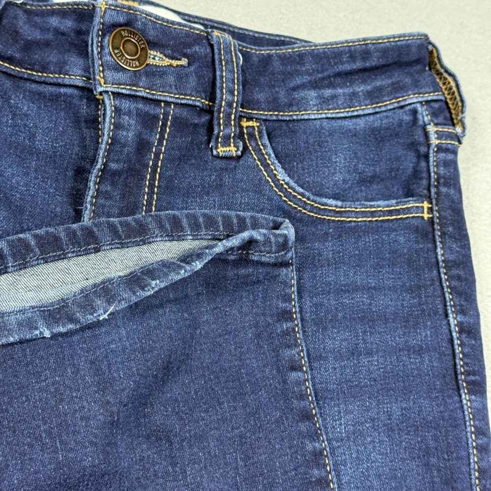 Hollister Low-Rise Boot Jeans Dark Wash Denim W24 Short 00S Bootcut